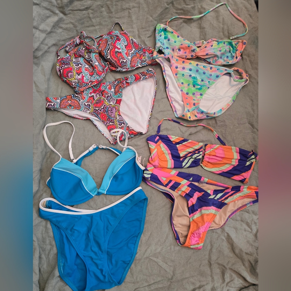 Victoria's Secret bikinis bundle of 4 summer swimsuits Y2K